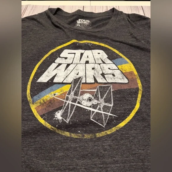 Star Wars T-Shirt - Picture 3 of 4
